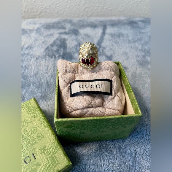 BRAND NEW Gucci Lion Head Gold Red Rhinestone Crystal Ring Size L - Picture 4 of 11